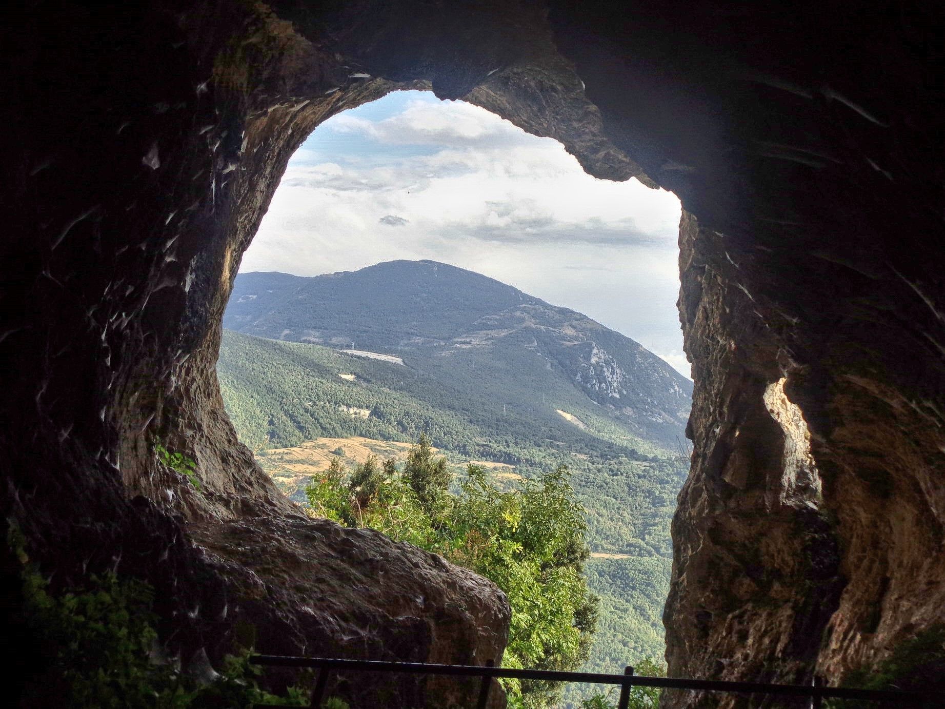 grotta del vernino